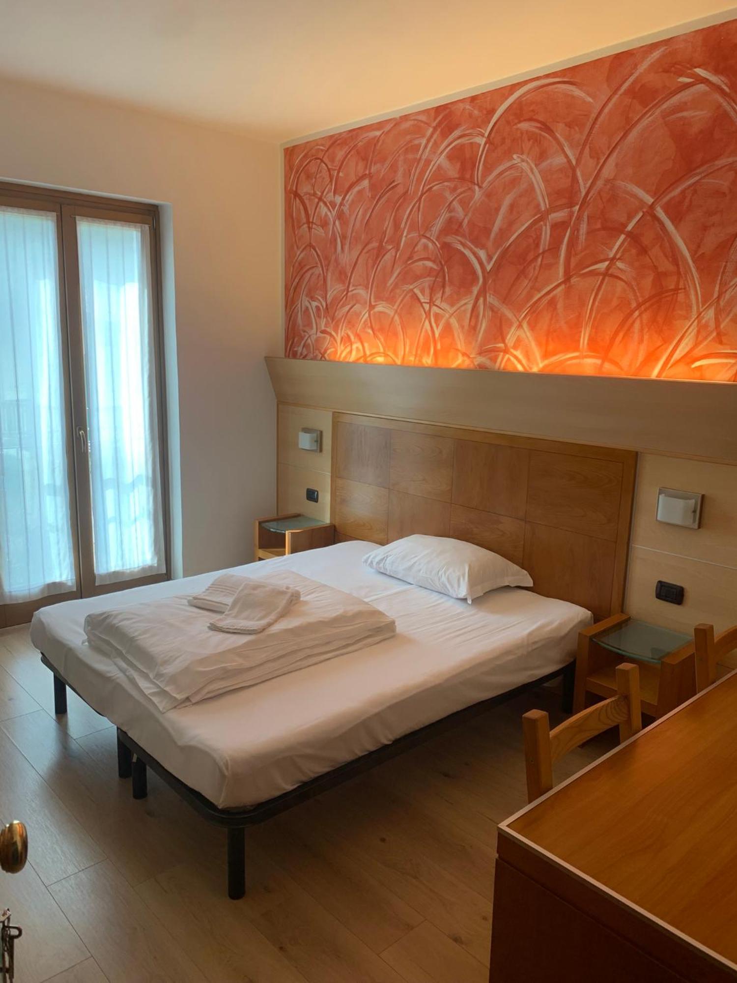 Hotel Garni Delle Rose Ceniga Exteriér fotografie