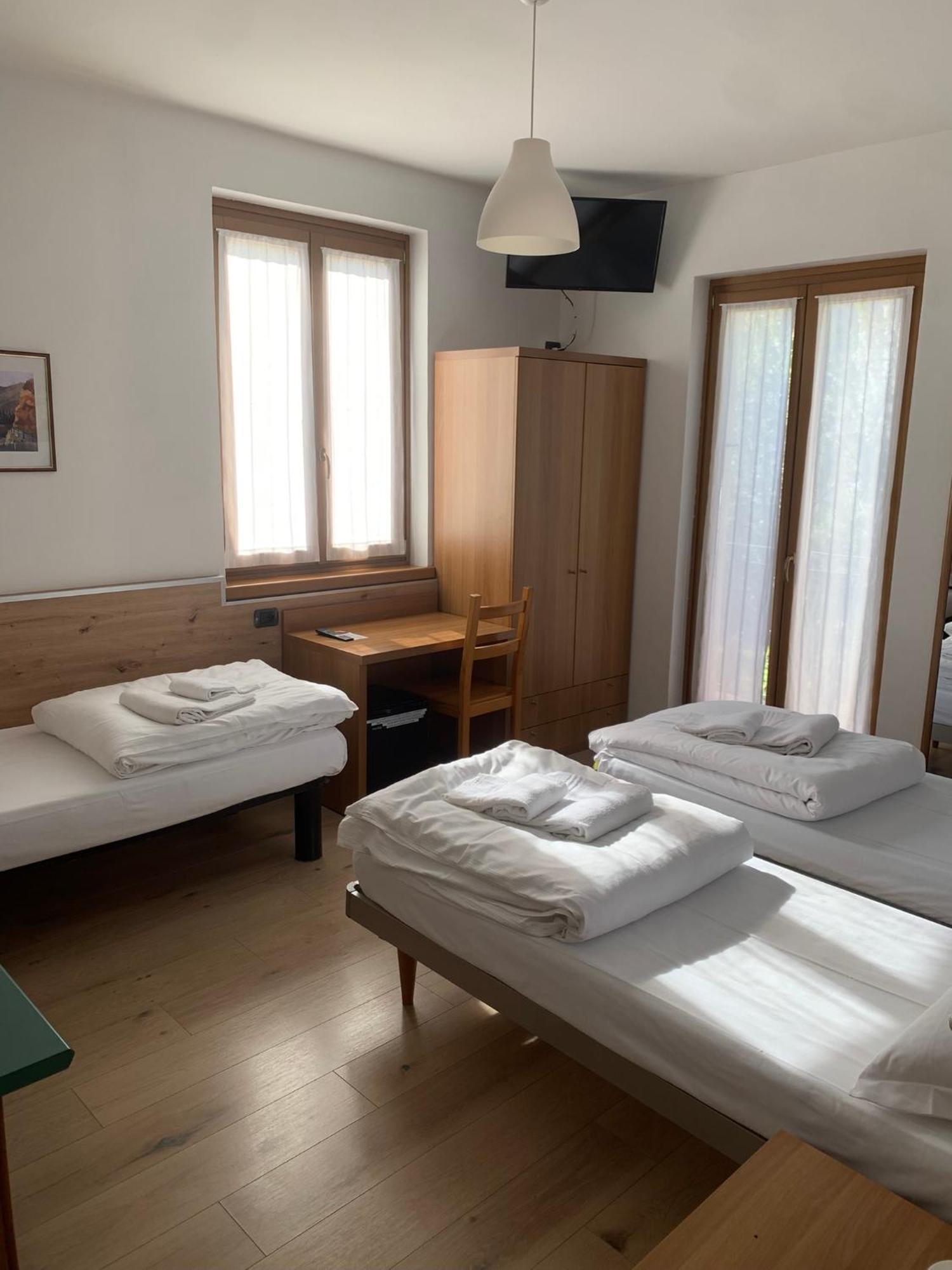Hotel Garni Delle Rose Ceniga Exteriér fotografie