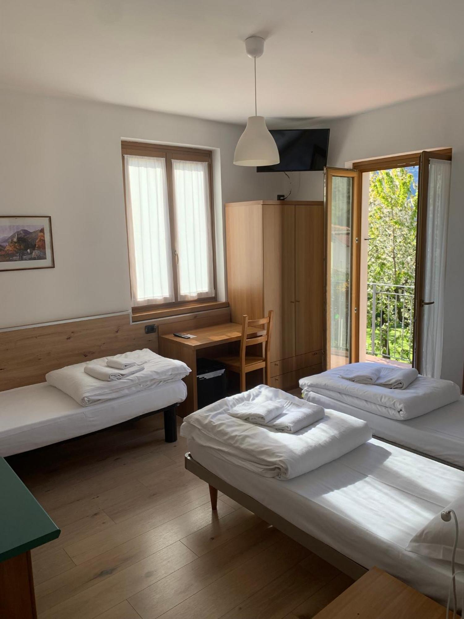Hotel Garni Delle Rose Ceniga Exteriér fotografie