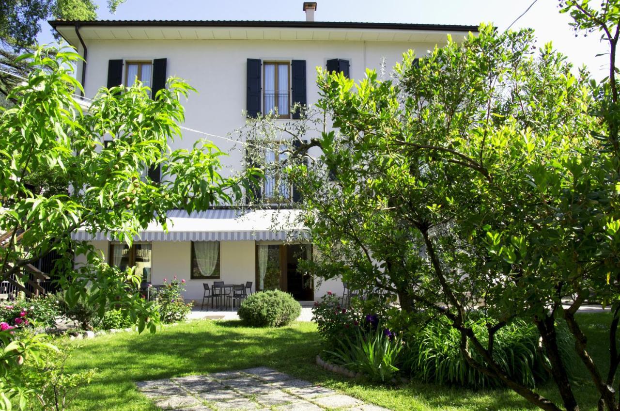 Hotel Garni Delle Rose Ceniga Exteriér fotografie